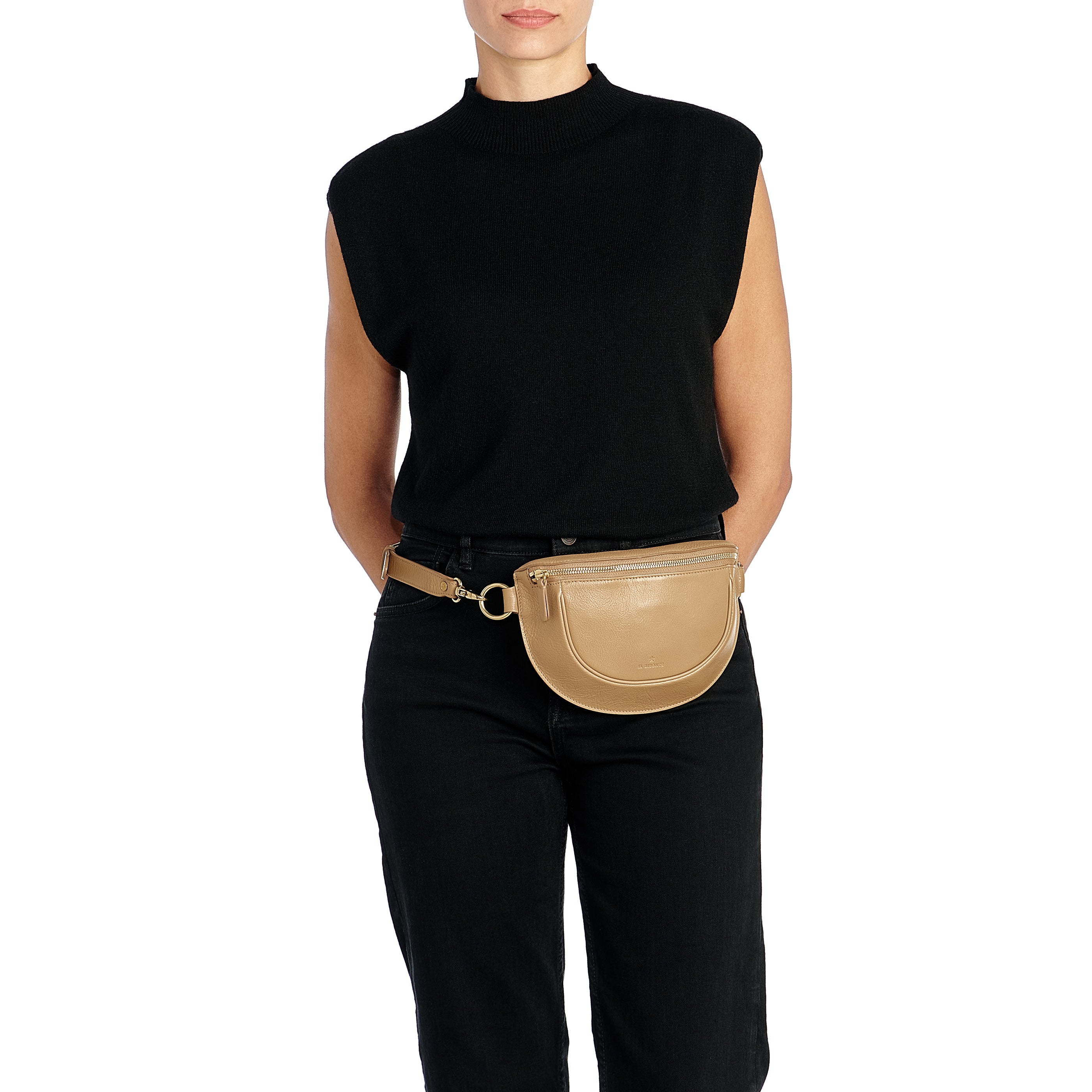 Oliveta | Women's belt bag in leather color caffelatte