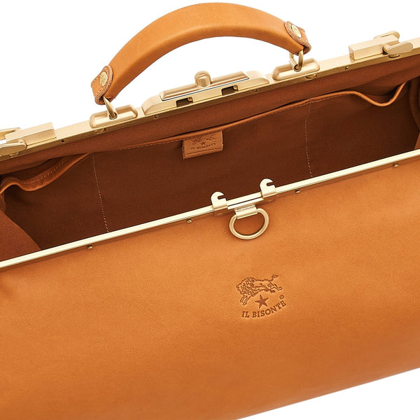 Briefcase in vintage leather color natural
