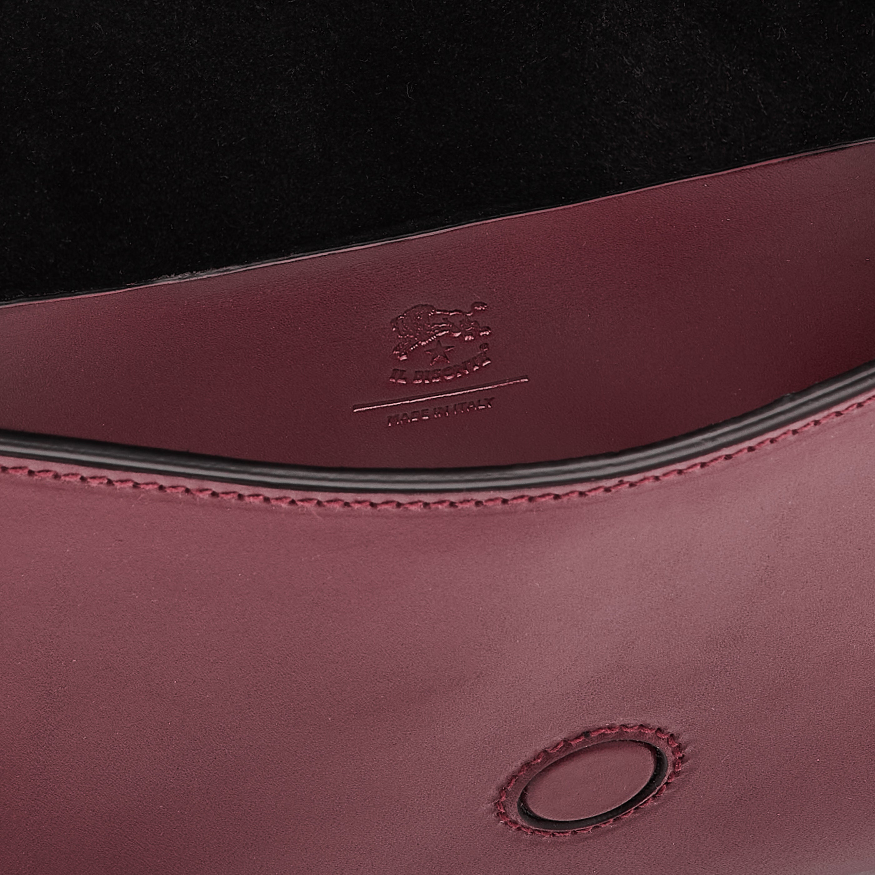 Consuelo | Pochette pour femme en cuir couleur cerise noire