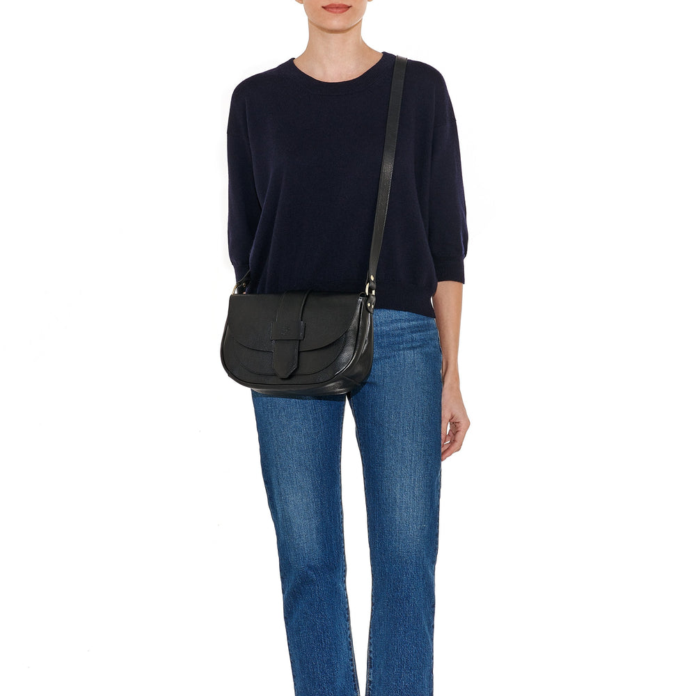Fausta Medium | Women's crossbody bag in leather color black