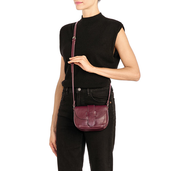 Fausta Small | Women's crossbody bag in leather color black cherry