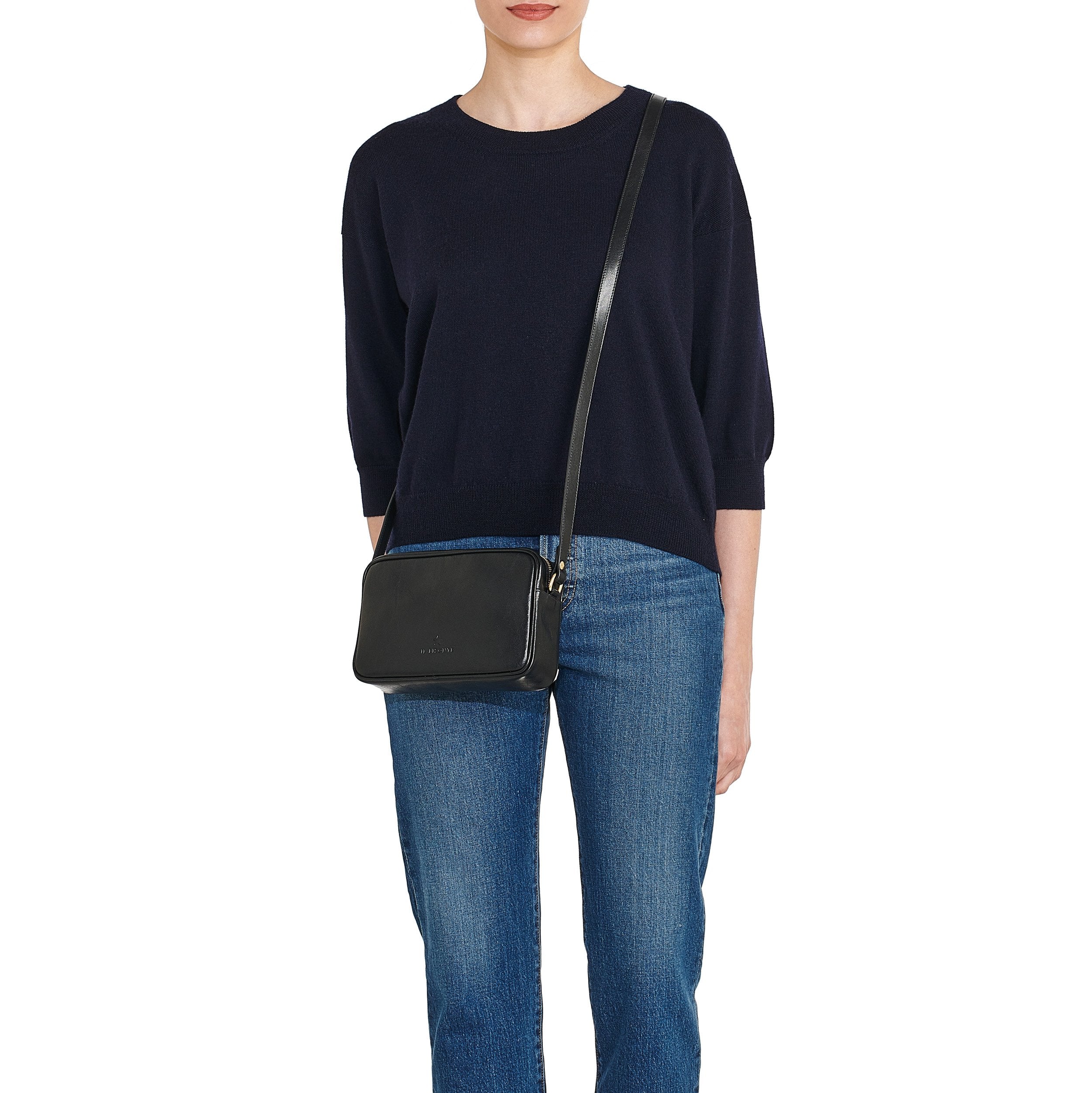 Oliveta | Sac bandouliere pour femme en cuir couleur noir