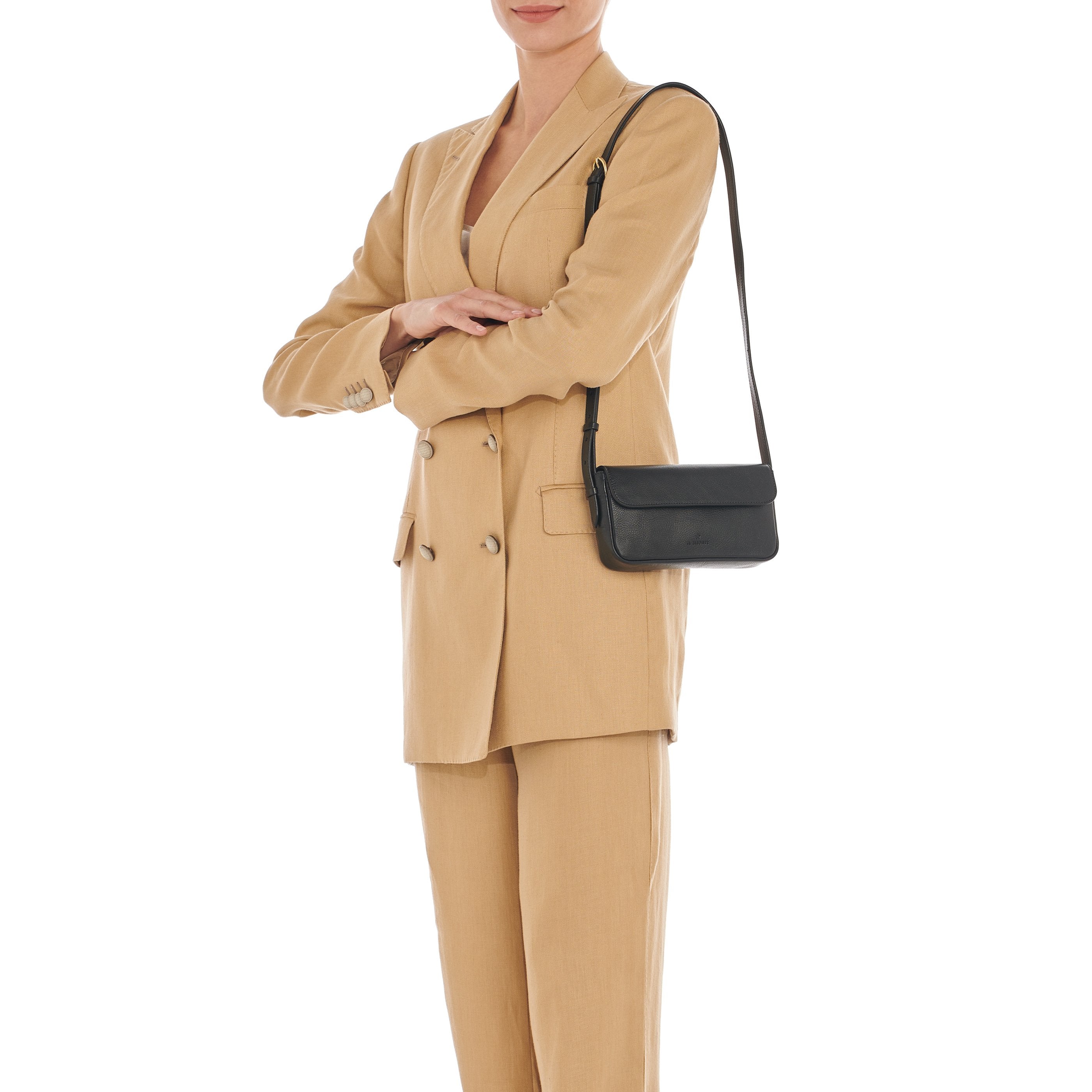 Studio | Women's crossbody bag in leather color black