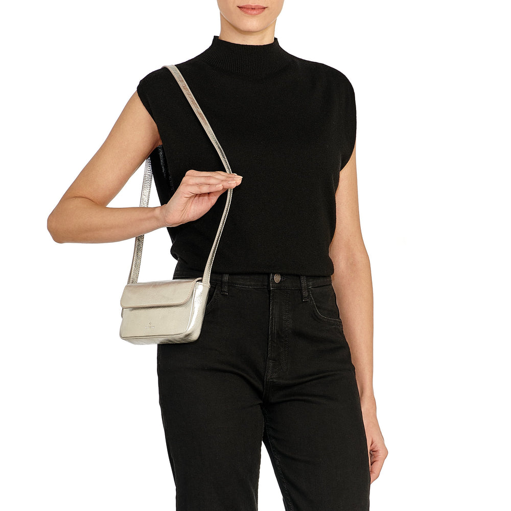 Studio | Women's crossbody bag in metallic leather color metallic silver
