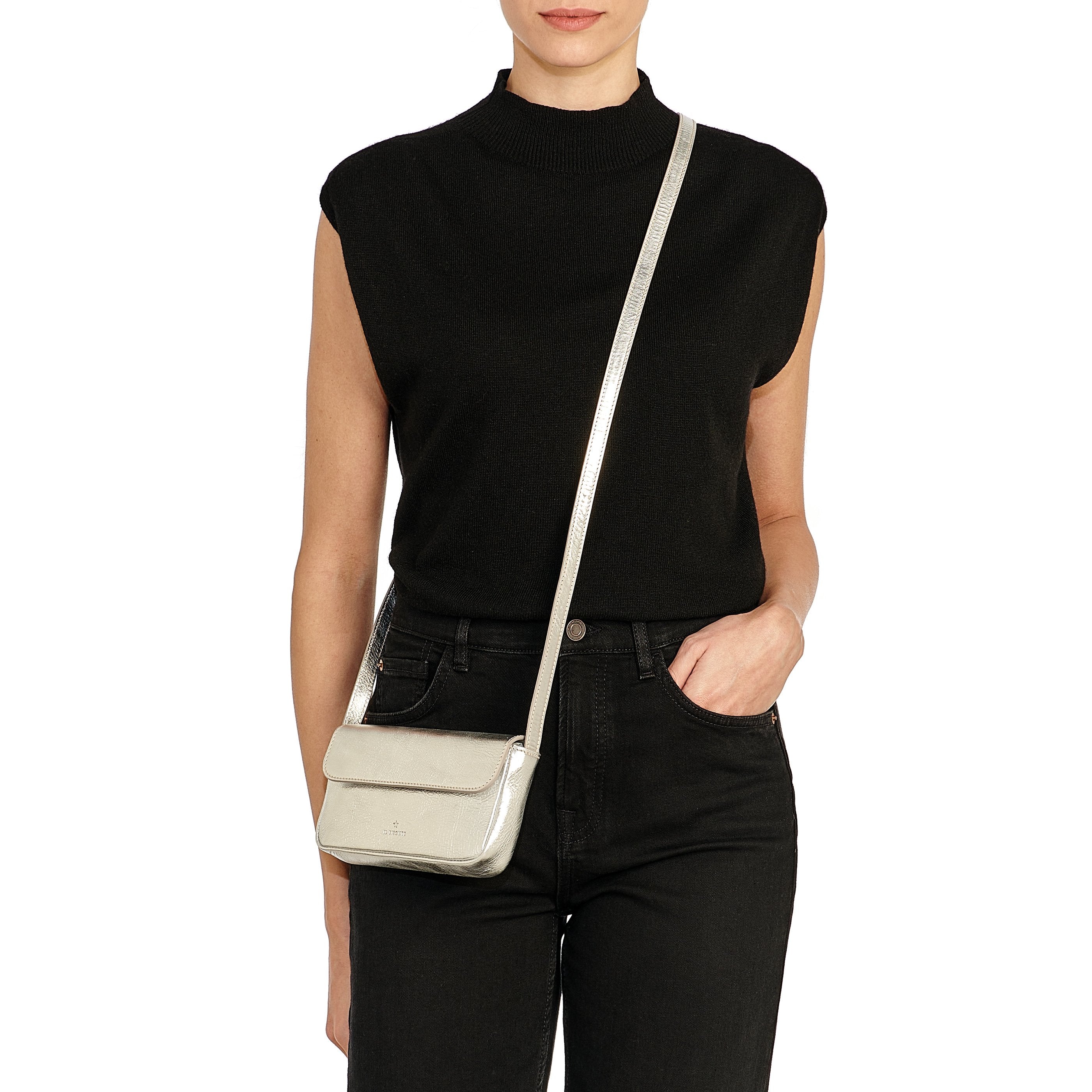 Studio | Women's crossbody bag in metallic leather color metallic silver
