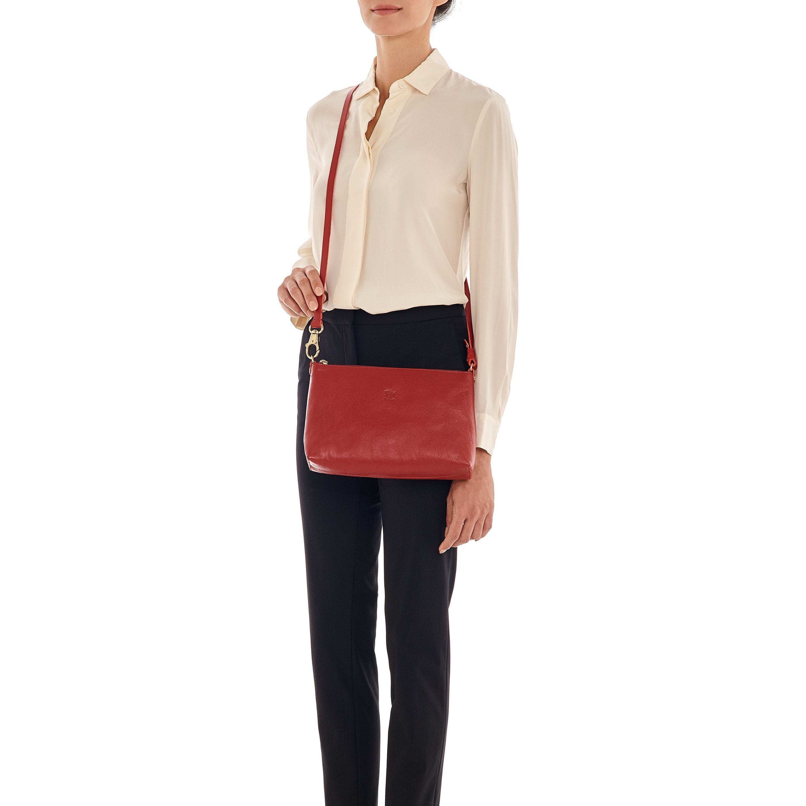 Salina | Women's shoulder bag in leather color red