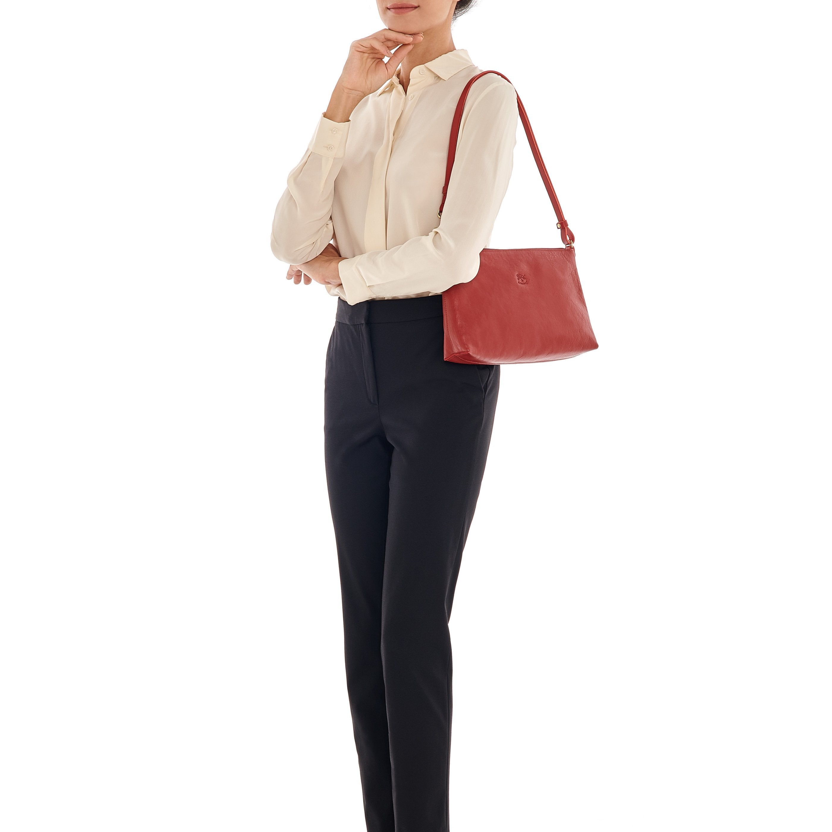 Salina | Women's shoulder bag in leather color red