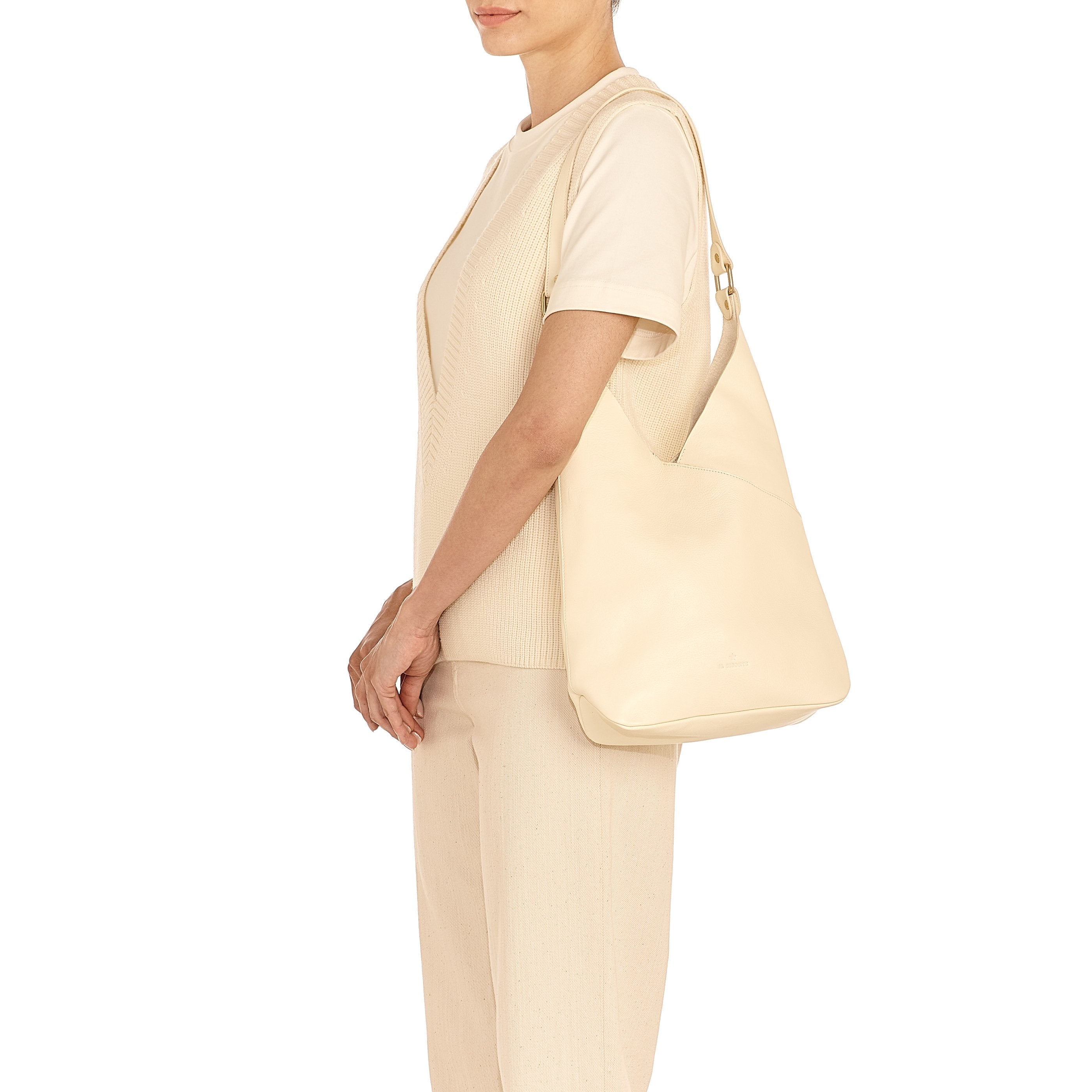 Malibu | Women's shoulder bag in leather color milk