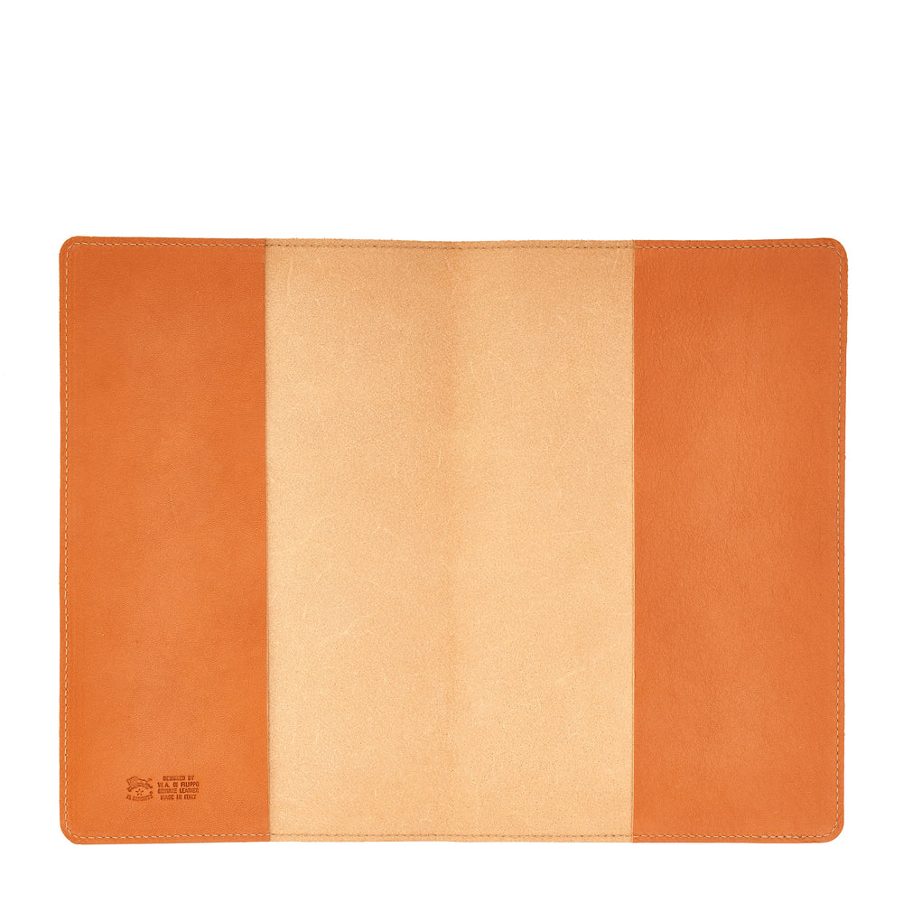 Note book in leather color caramel