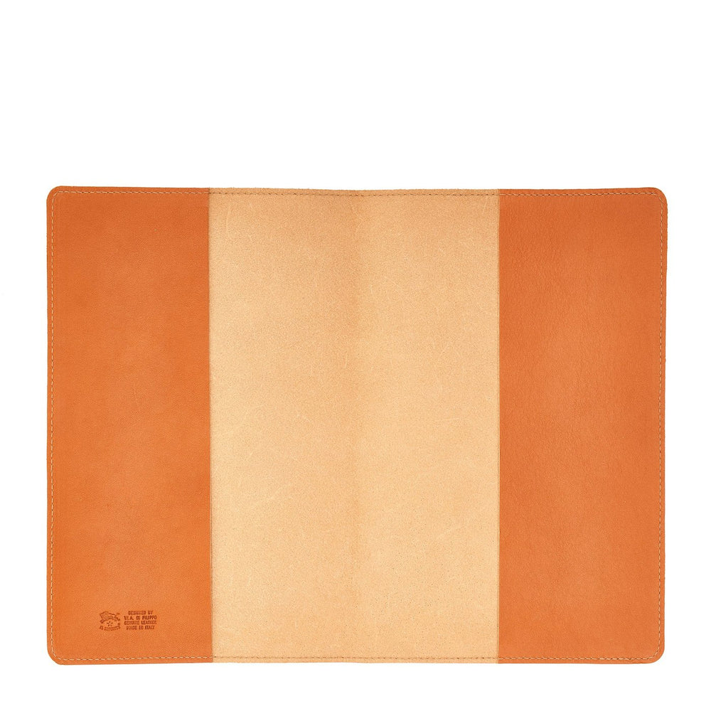 Cahier en cuir couleur caramel