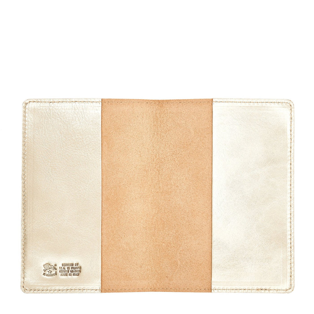 Passport holder in metallic leather color metallic platinum