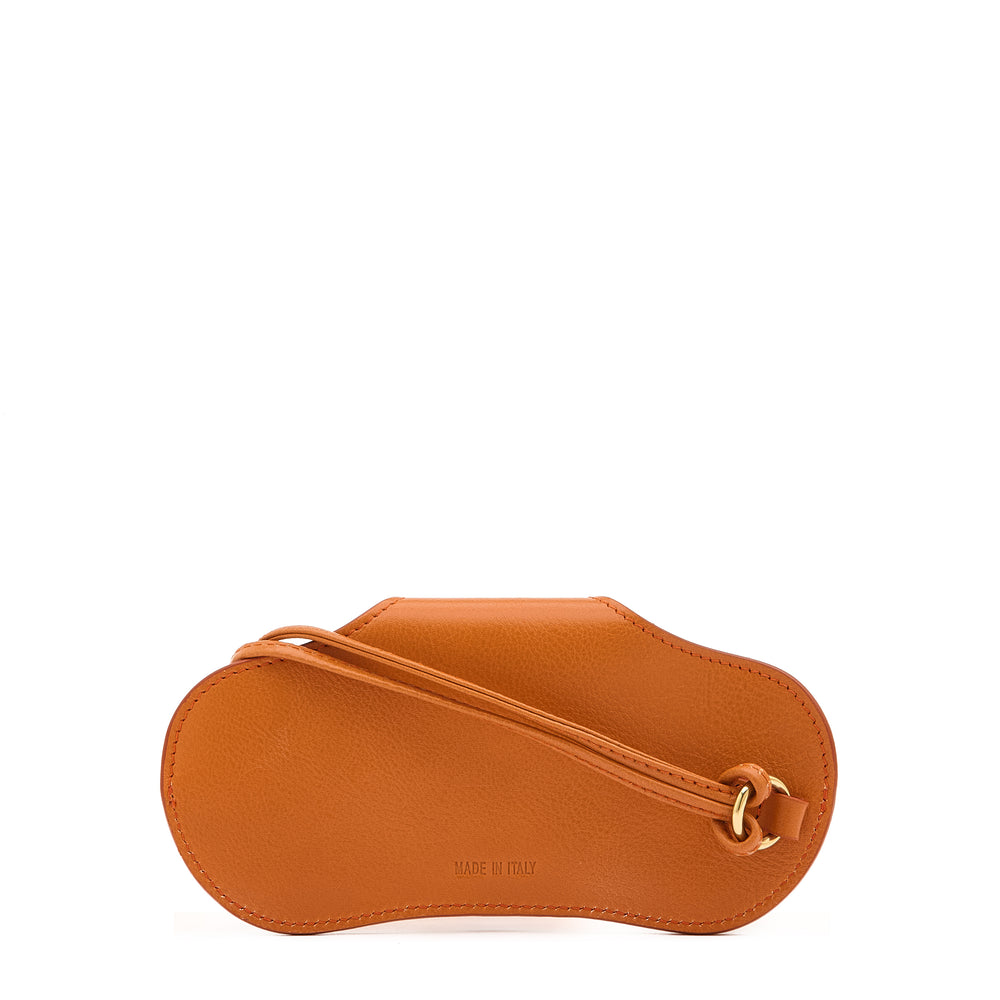 Nina | Women's case in leather color caramel