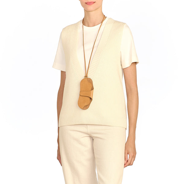 Nina | Étui pour femme en cuir vintage couleur naturel